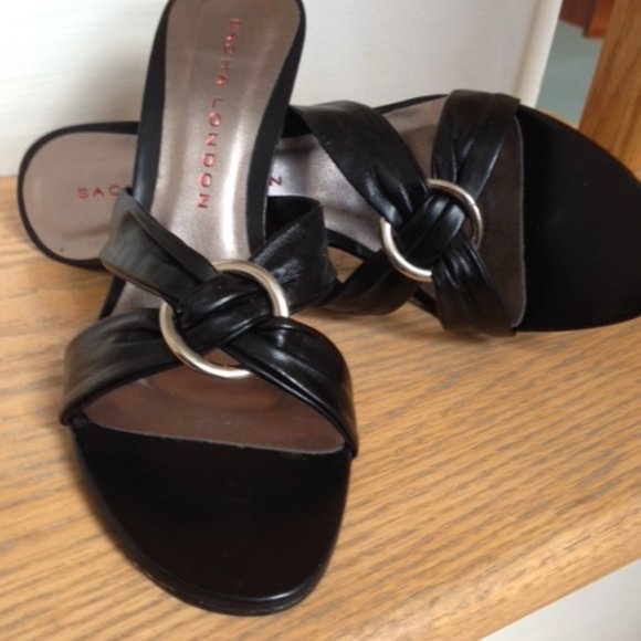 Sandals by SASHA London Made in SPAIN Size 8.5, Color: Black - Picture 3 of 9